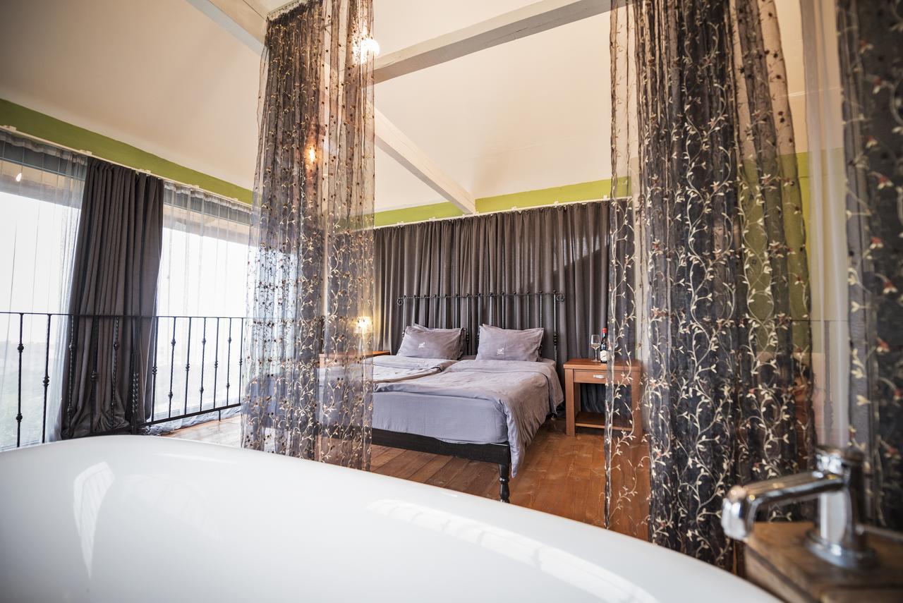 Chateau Mere Τελάβι Εξωτερικό φωτογραφία