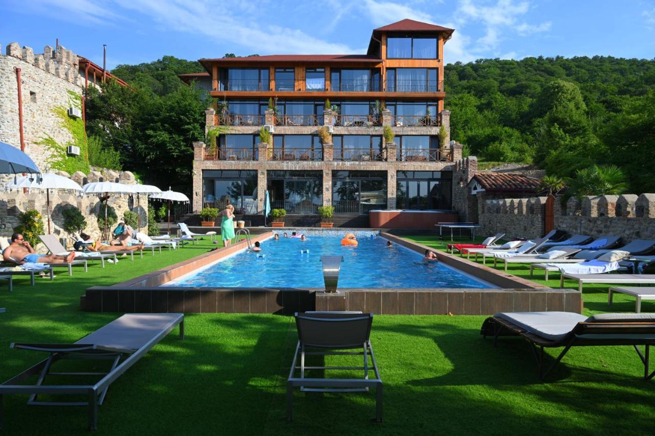 Chateau Mere Τελάβι Εξωτερικό φωτογραφία